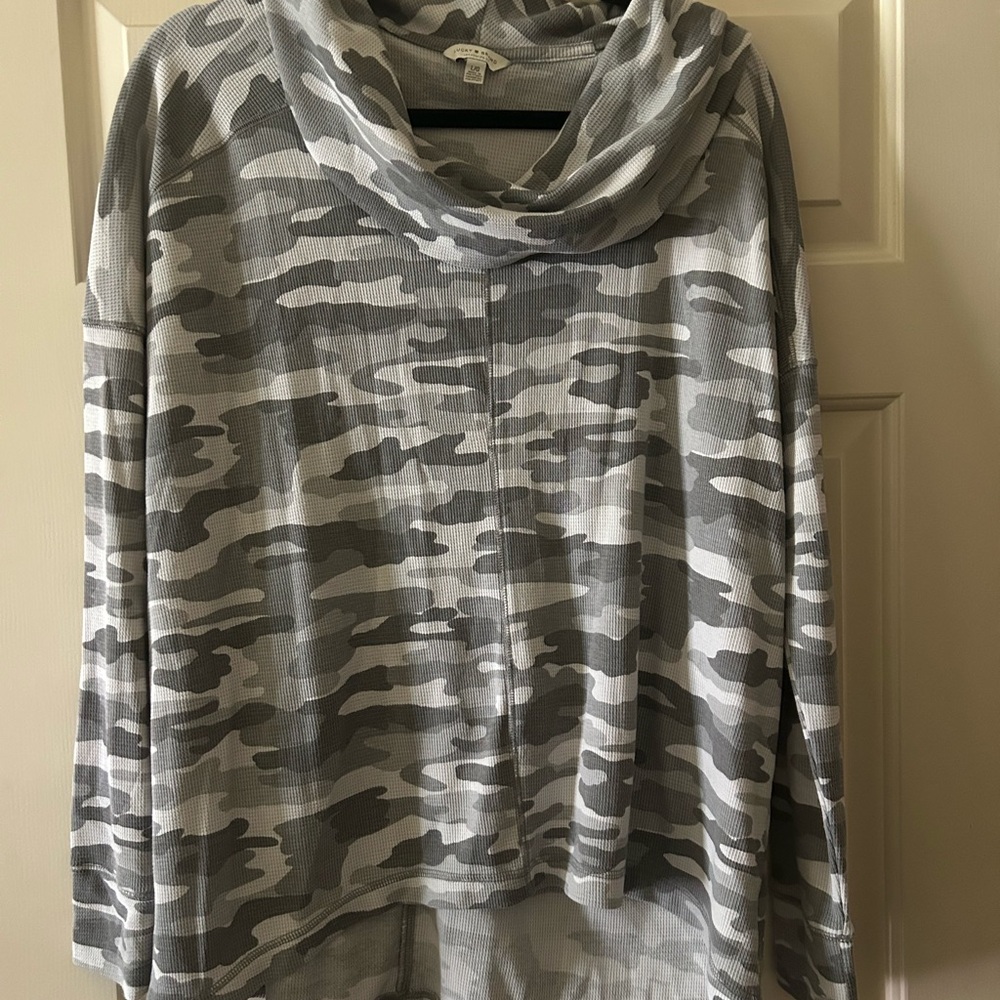 Lucky Brand Gray Camo Cowl Neck Sweater